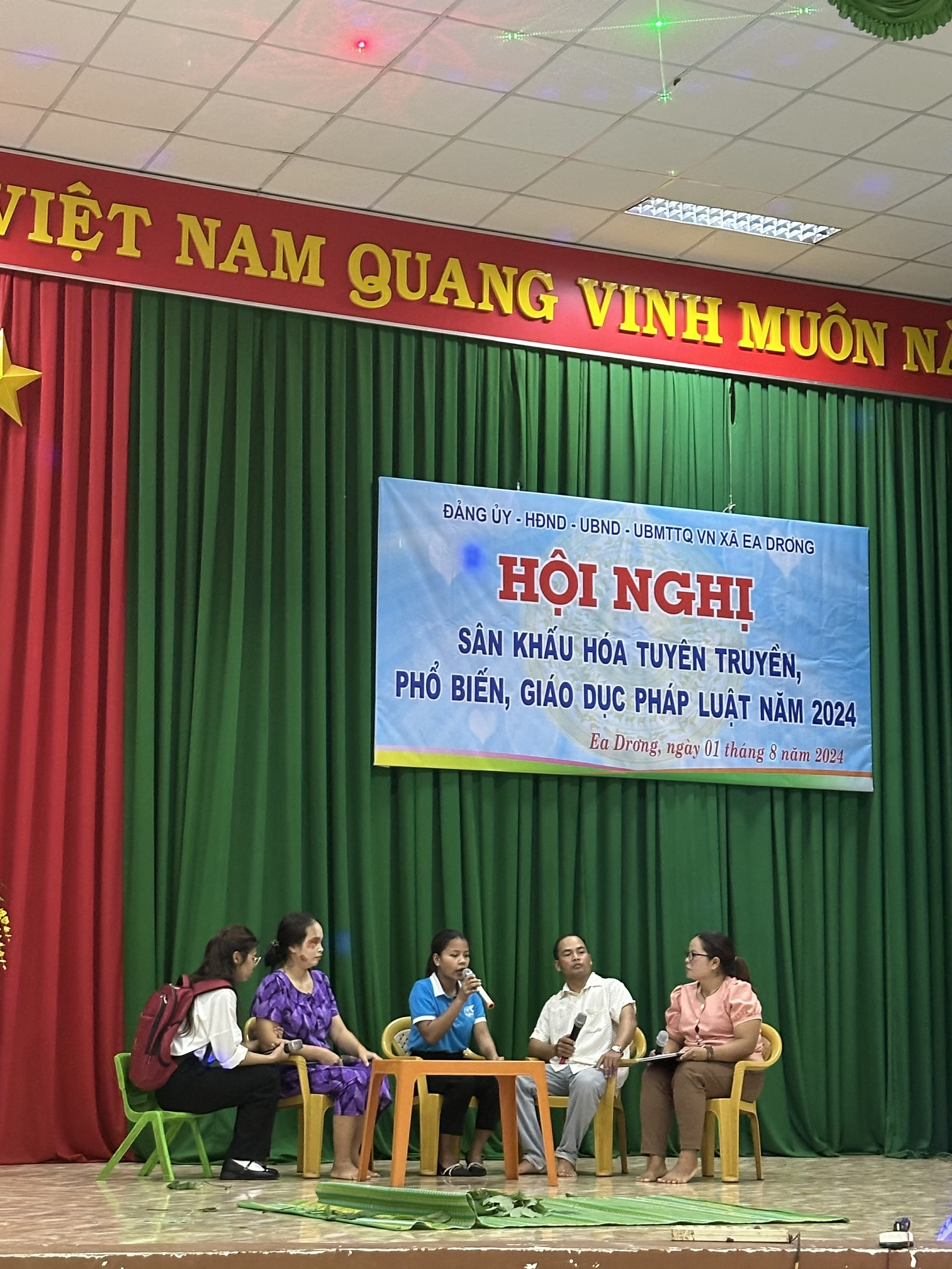 Tuyên truyền